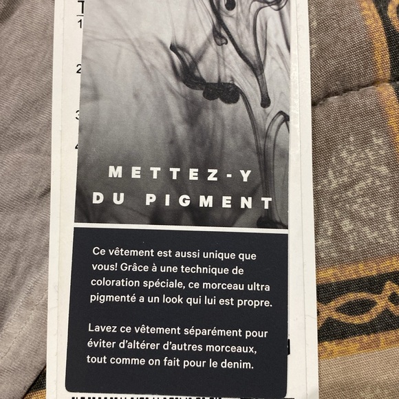 Lululemon NWT Muscle Love Crop Tank *Fade - Picture 10 of 16